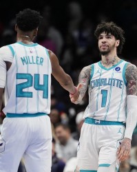 开云体育网站-先批杜兰特，再批申京！乌度卡真急了？炮轰火箭双核，帅位或不稳