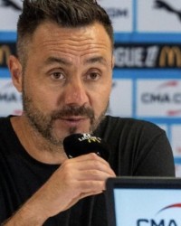 pulse-kaiyun.com-德泽尔比：我一进更衣室就哭了，马赛理应赢得这场比赛