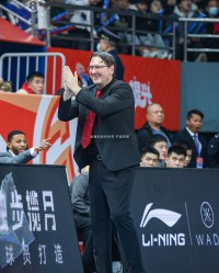 pulse-kaiyun.com-凯撒：每次回济南都很开心 衷心祝愿山东男篮本赛季能取得好成绩