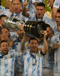 开云体育网站-28年后重夺冠，阿根廷队解脱了，梅西解脱了