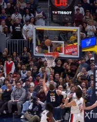 开云体育网站-尽在掌握！约基奇出手后还有0.1秒 极限压哨命中帮助球队占据主动